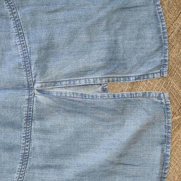 Cloth & Stone Button Down Top - Distressed Denim - Picture 7 of 10